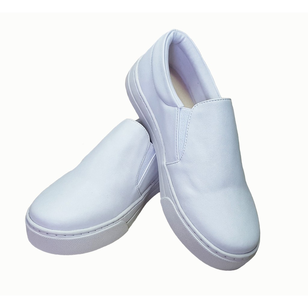 Sapato branco fechado hot sale masculino