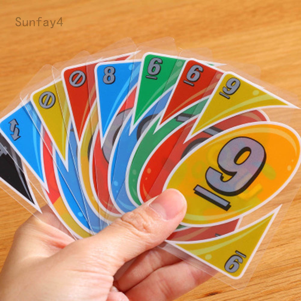 UNO Family Card Game, inclui 112 cartões em uma lata de