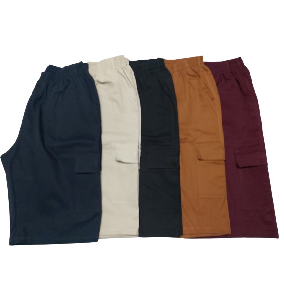 Bermuda Cargo de Sarja com Elastano - Plus Size