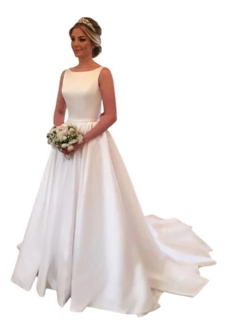 Vestido De Noiva Com Cauda Modelo Tania