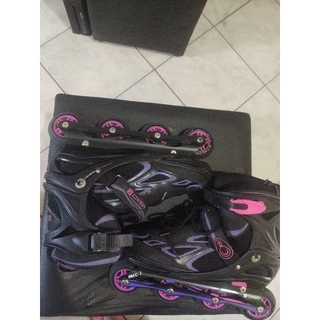 Patins oxer pixel usado poucas vezes ,chassis de alumínio. tamanho 37 ao 40.