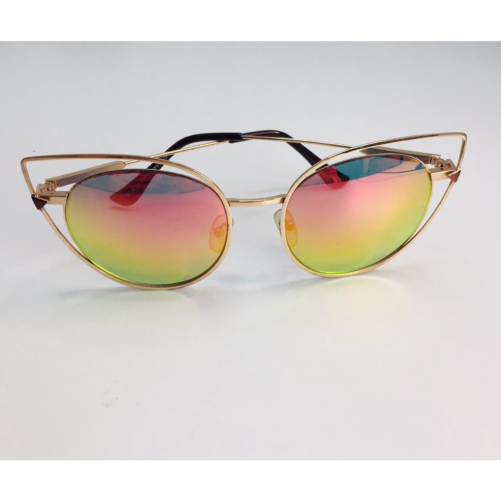 Óculos de Sol Feminino ( Óculos para usar na praia...) | Shopee Brasil