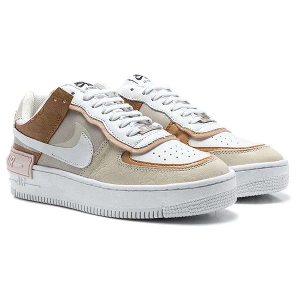 Nike couro sale caramelo