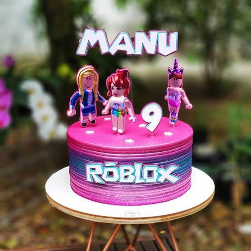 bolo tema roblox feminino