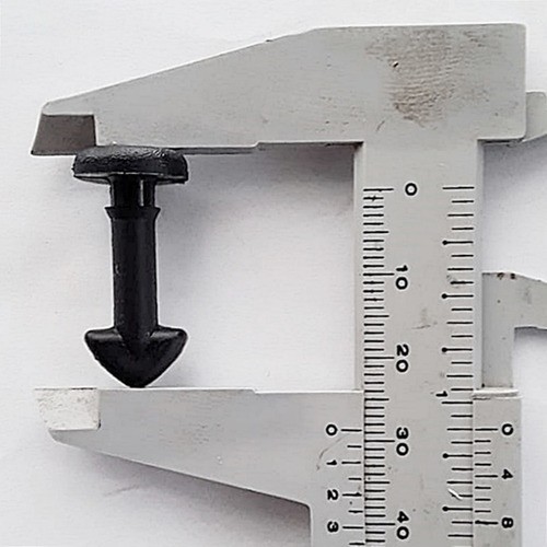 4 Travas Pinos Prisioneiros Porta Luvas Tampa Fusíveis Astra