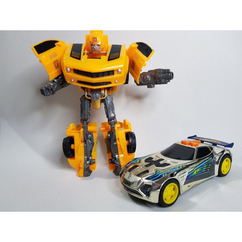 Bumblebee Transformers E Carrinho Com Luzes E Sons Hot Wheels Road