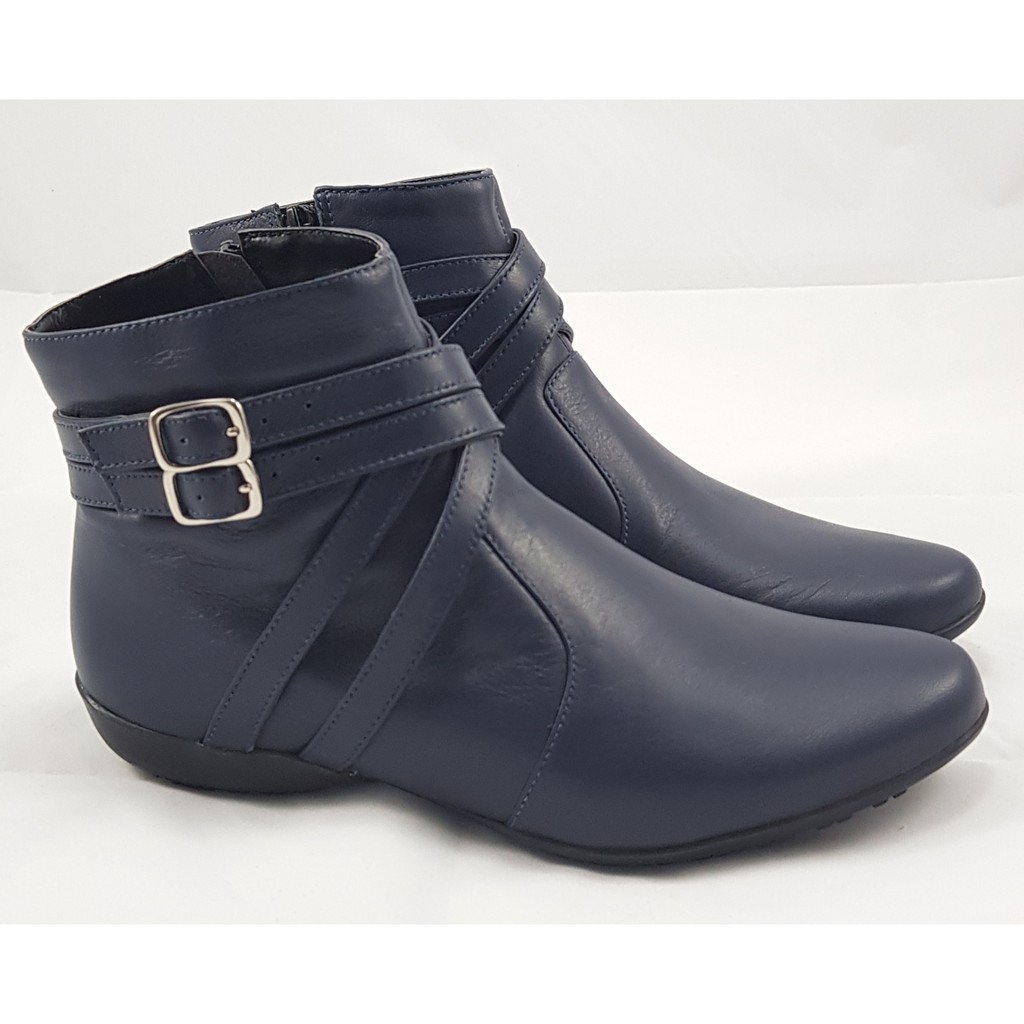 Botas best sale femininas rasteiras