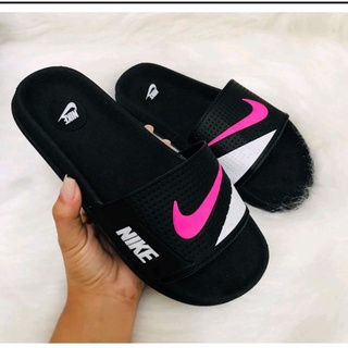 Chinelo nike feminino store pelucia