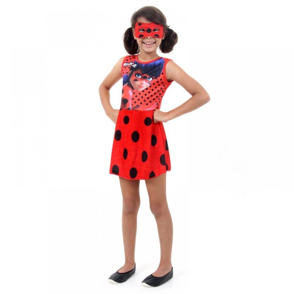 A roupa best sale de ladybug