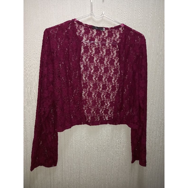 Bolero em renda manga hot sale longa