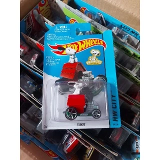 Hotwheels Snoopy Lote 2015