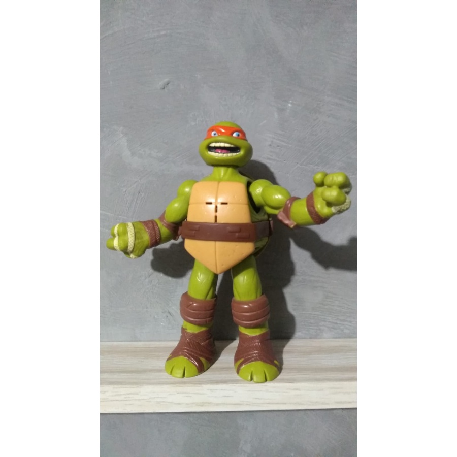 Donatello Tartaruga Ninja de Pelúcia Macio e Fofo - 16x22cm