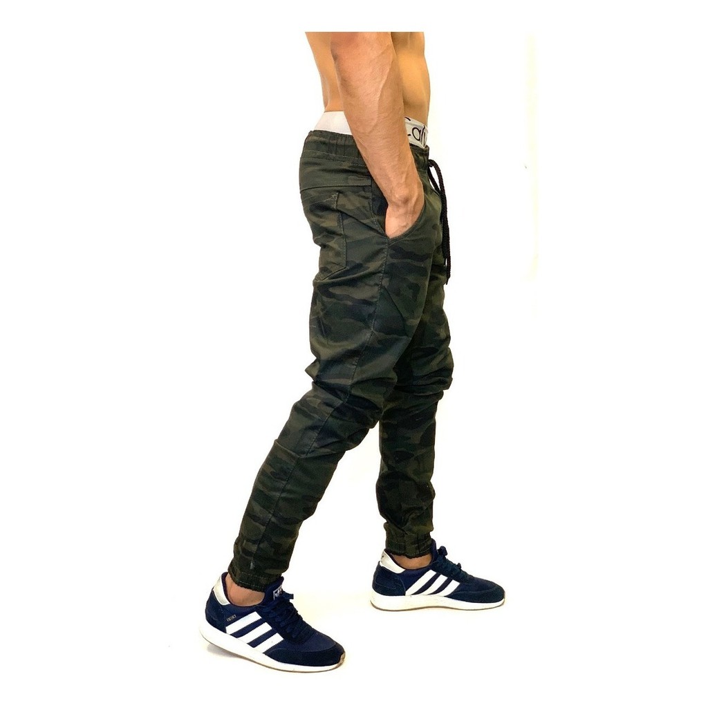 Calça jogger hot sale estampa militar