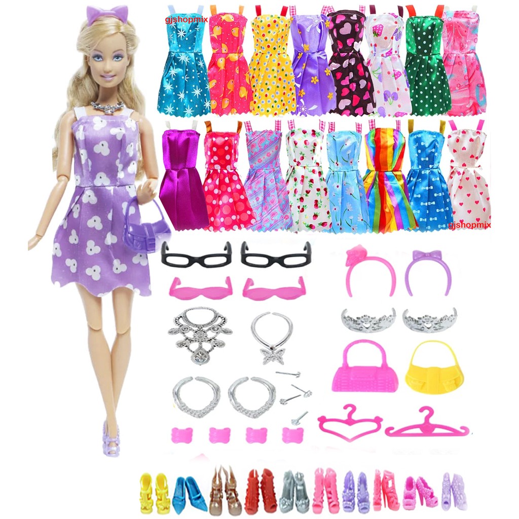 Roupa Boneca Barbie Kit 42 Peças Acessórios Joias Vestidos