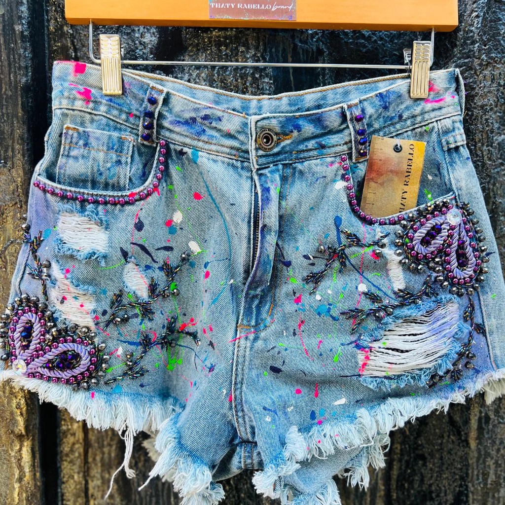 Short Feminino Estilista e moda Jeans Destroyed Curto: Estilo