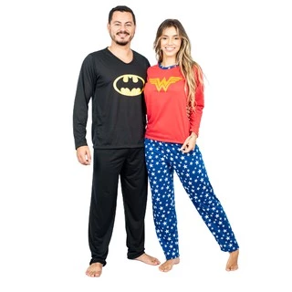 2 Pijamas Inverno Longo Adulto Casal Super Herói Batman Mulher Maravilha/ Kit 2 Pijama Casal Estampado Longo