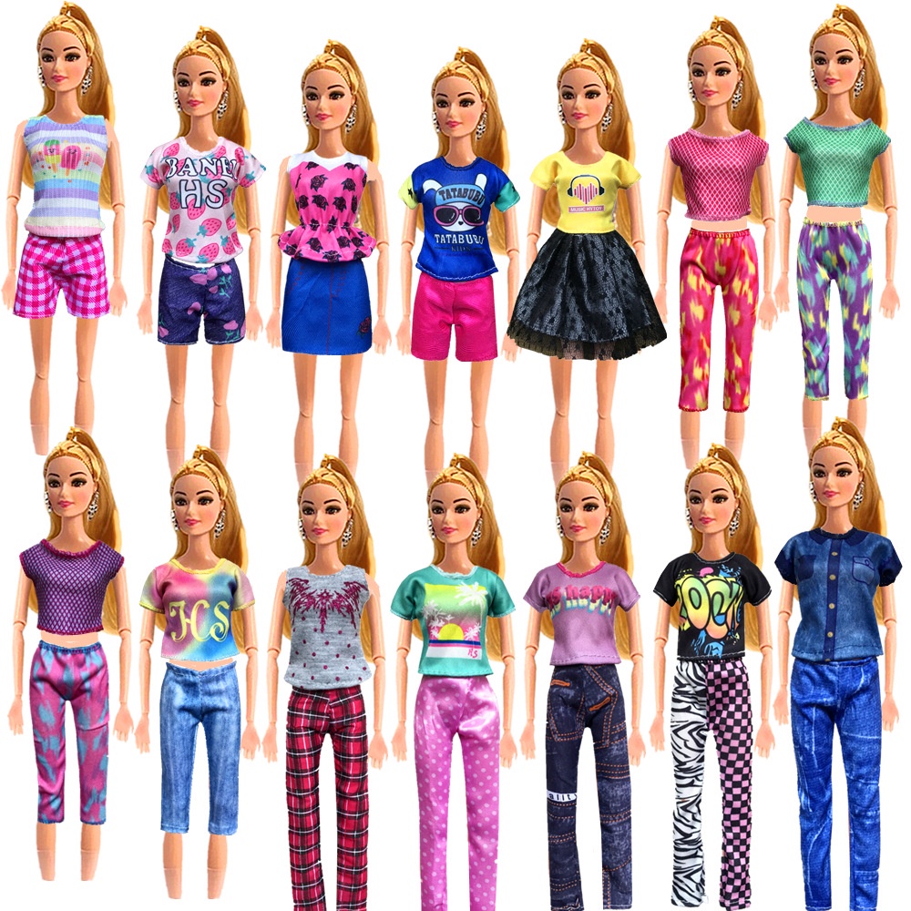 Barbie DreamHouse Adventures !!! Novas roupas para o Natal!!! 