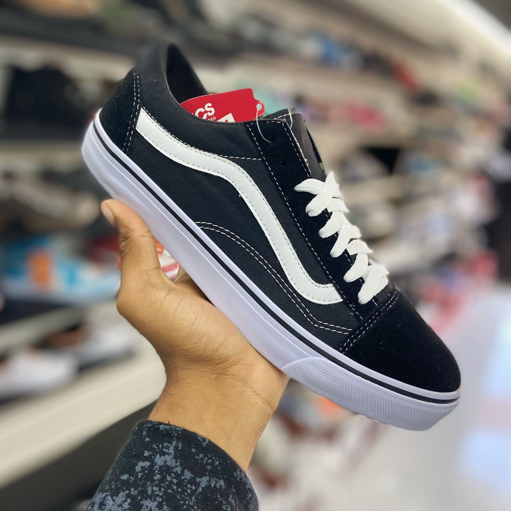 Tênis Vans old skool branco e preto linha premium