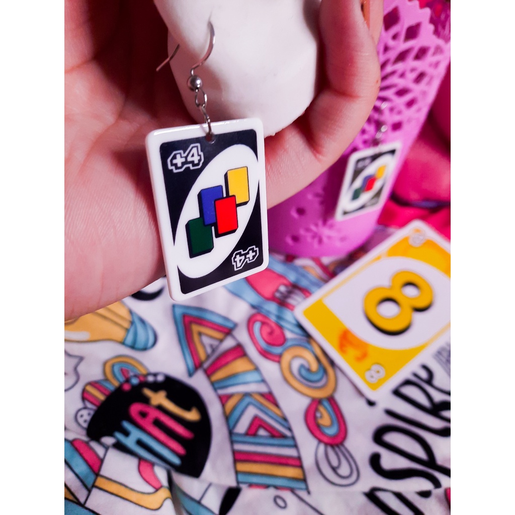 Brinco Carta Uno - Chaveiro de Celular de carta Uno - Brincos de cartas de  UNO +4 e +2 - Jogo Uno- Brincos aesthetic - Brincos divertidos