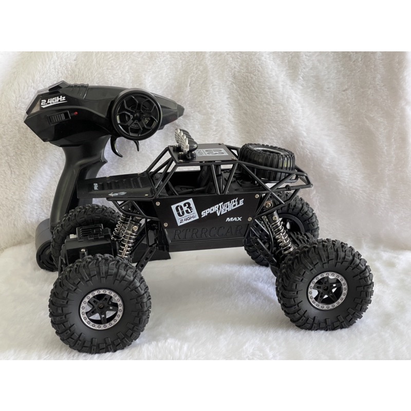 Carro Rally Off Road 4WD Controle Remoto Profissional 1/18 Magazine do  Porto 2011