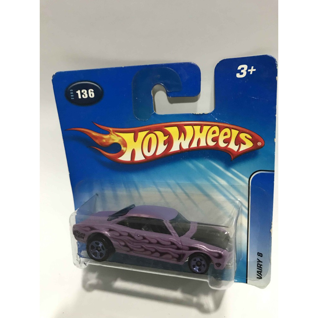 Hot Wheels Vairy 8 1:64