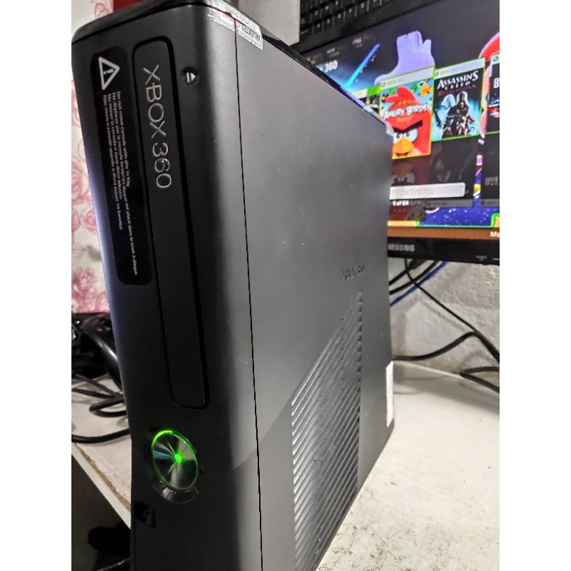 Xbox 360 E(Bloqueado)+1 Controle+Hd 250gb+11 Jogos Originais (Perfeito  Funcionamento), Console de Videogame Microsoft Usado 64446171