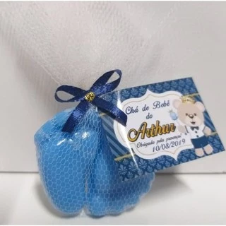 15 Lembrancinhas Pezinhos Azul de Sabonete no Tule com Tag Personalizado em Oferta na Shopee