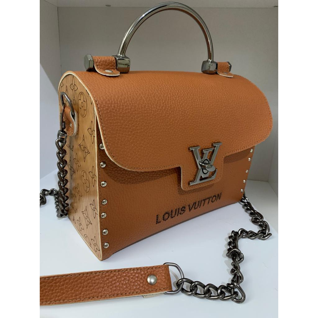 Bolsa Elegante Chamosa Louis Vuitton Baú de Mão e Alça Transversal Promoção
