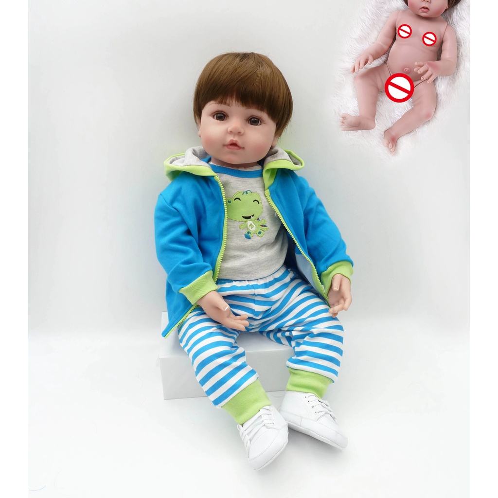 Bebê Caio de Roupinha Azul (Bebe Reborn Menino de Silicone) – Bebe