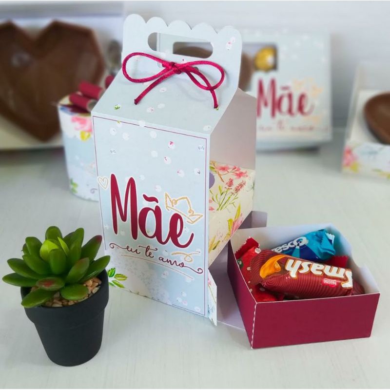 Caixa Personalizada do dia das mães para suculenta e bombons. | Shopee ...