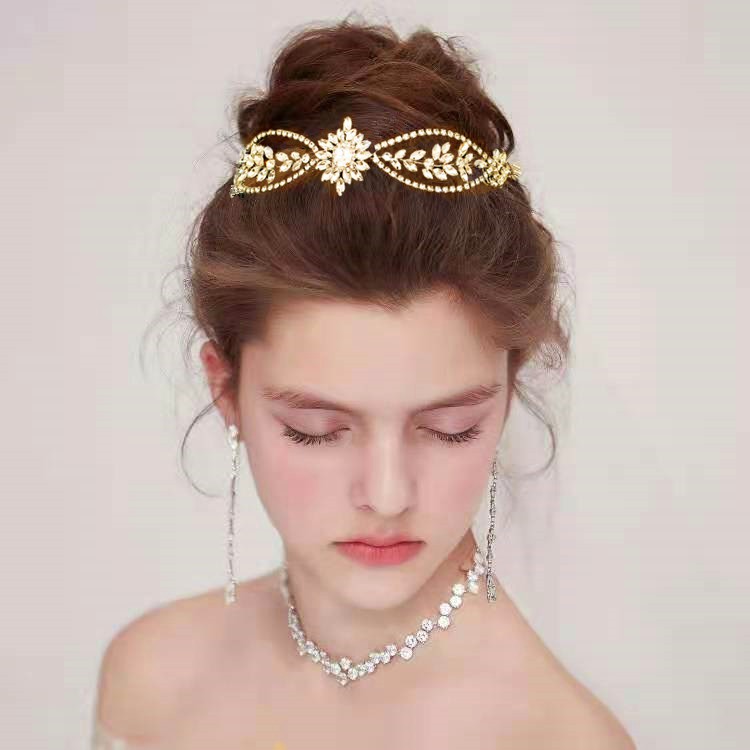 1 Unidade, Tiaras De Couro Pu Com Design Trançado, Tiaras De Torção  Minimalistas, Acessórios De Cabelo Versáteis Com Pente Dentado, Para  Decorações Diárias, Maquiagem - Brinquedos E Jogos - Temu Portugal