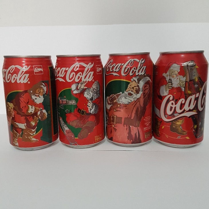 Como fazer um caminhão de Natal da Coca-Cola usando latinhas e