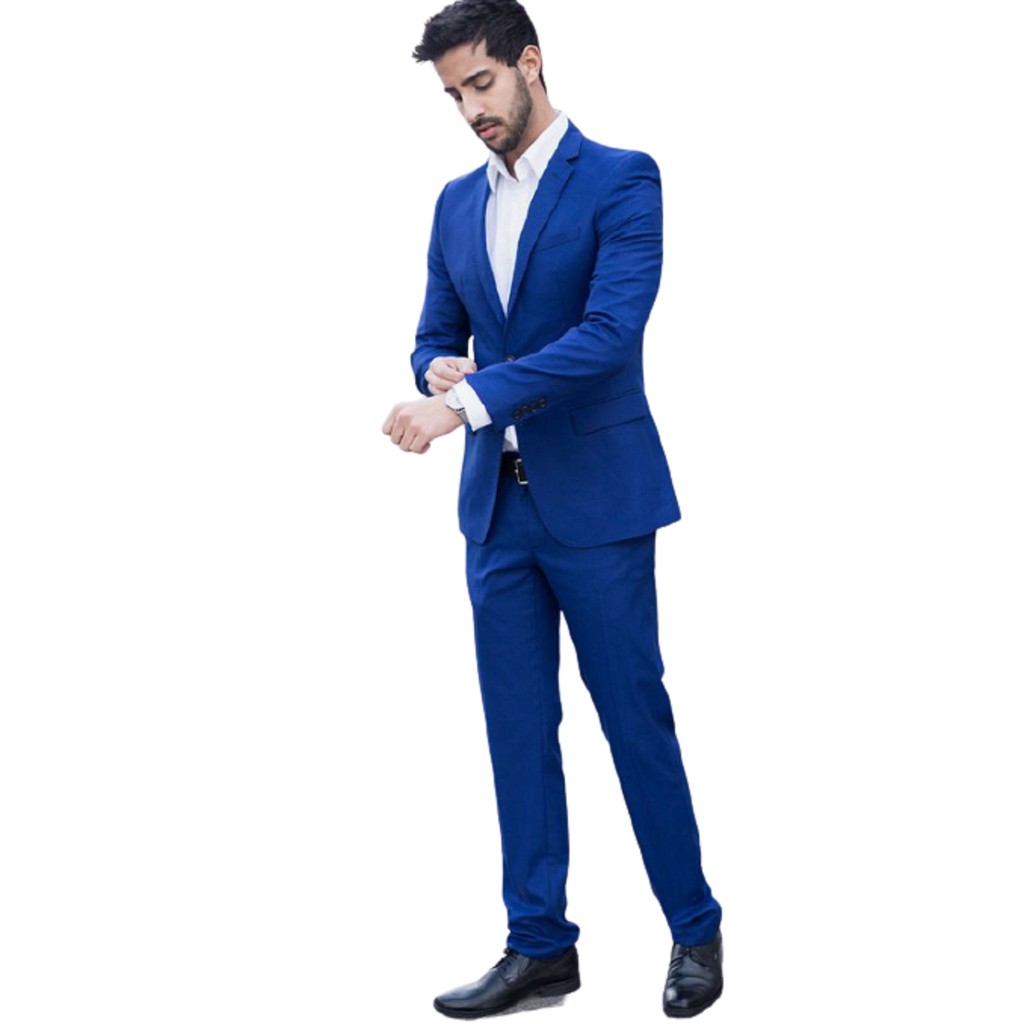 Azul royal: 30 ideias de looks com a cor do momento  Royal blue outfits,  Royal blue coat, Blue coat outfit