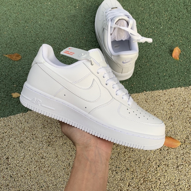 Af1 white on store white