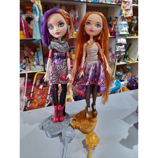 Bonecas Ever After High Holly e Poppy Santo António dos Olivais • OLX  Portugal