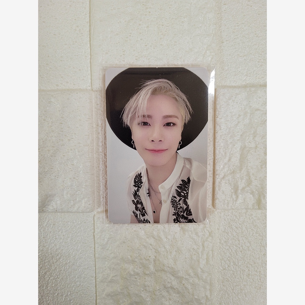 ASTRO 9th Mini Álbum - SWITCH ON [MOONBIN PHOTOCARD] | Shopee Brasil