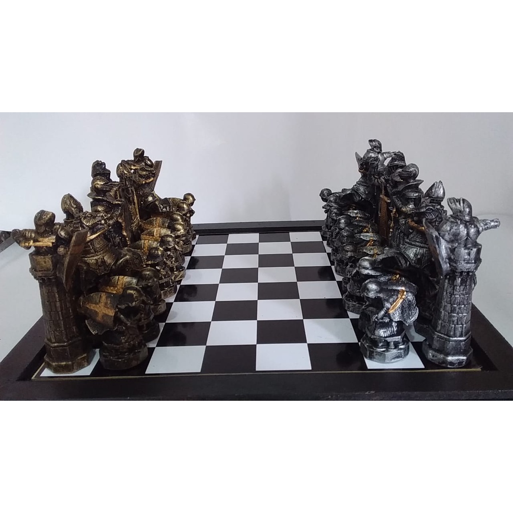 Xadrez Bruxo - A Torre, Torre Preta: peça do kit de xadrez …