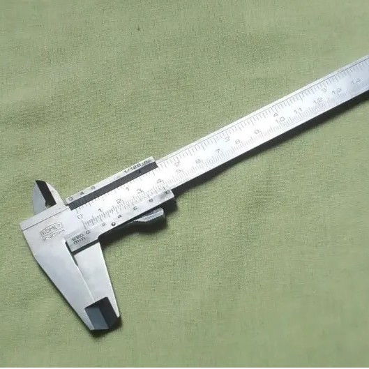 Paquímetro Somet Tcheco Aço Inox Extra 160mm 1/20mm | Shopee Brasil