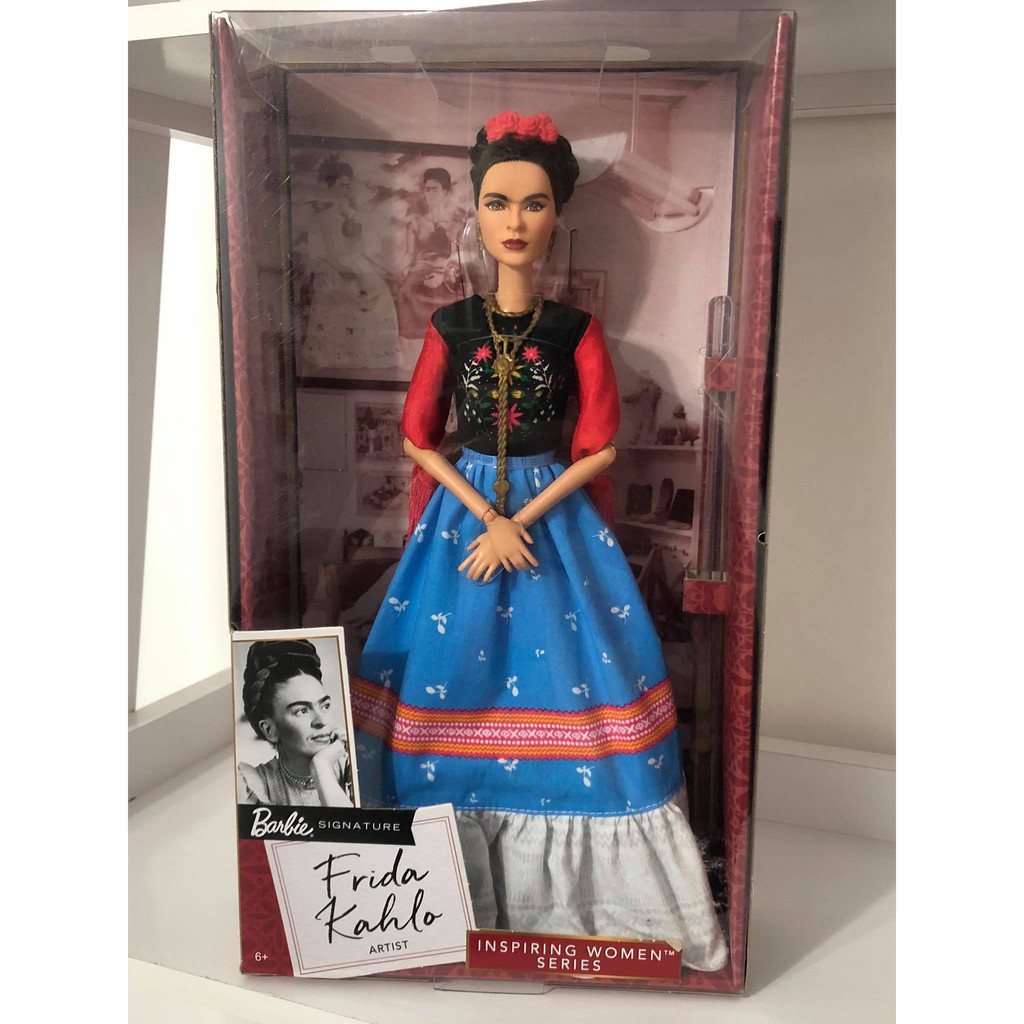 Comprar barbie store frida kahlo