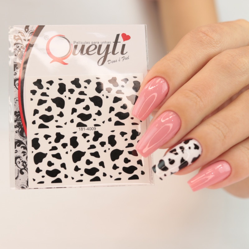 Adesivos de unhas animal print vaquinha / Adesivos,películas,unhas,nails art,unhas decoradas,decoração de unha,unha delicada,cartela de unha,Queyti películas para unhas,não é adesivo 3d,não é artesanal