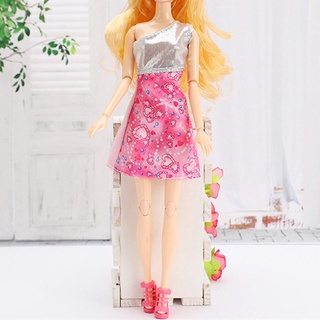 YYID Roupas e acessórios para bonecas Barbie, bonecas de 29 cm, 26 peças de  roupas casuais e acessórios de boneca com 10 pares de sapatos, 10 vestidos  de boneca modernos, 6 peças