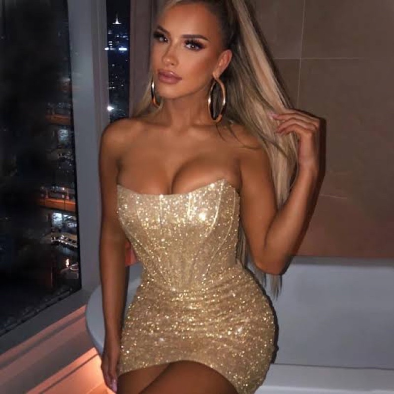 Vestido Curto De Dourado