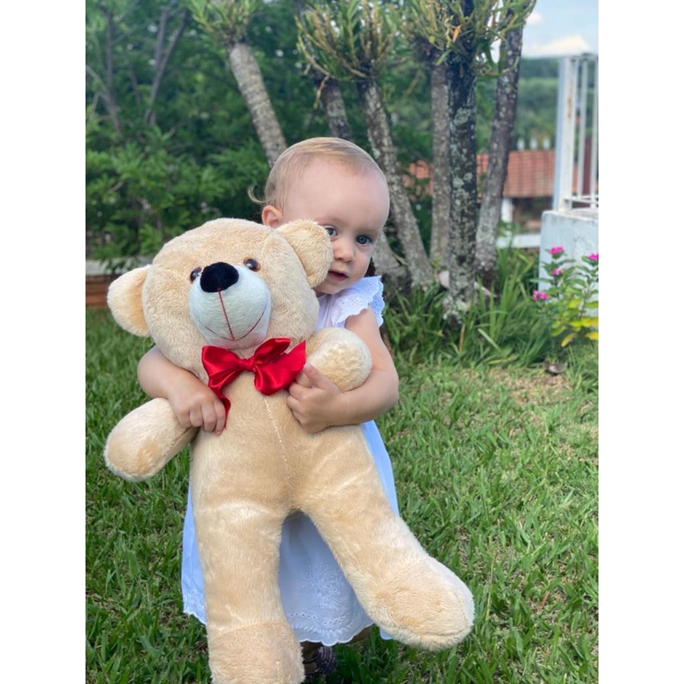 Urso De Pelúcia Fofinho Creme 50cm Com Laço e Bordado em Promoção na  Americanas