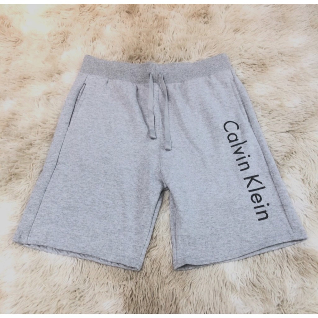 Bermuda masculina best sale moletom calvin klein