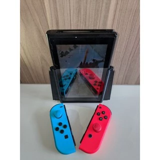 Grip Vertical Para Nintendo Switch, Versão com trava de Segurança e mais estável! Impressão 3D. Compatível apenas com modelo FAT.