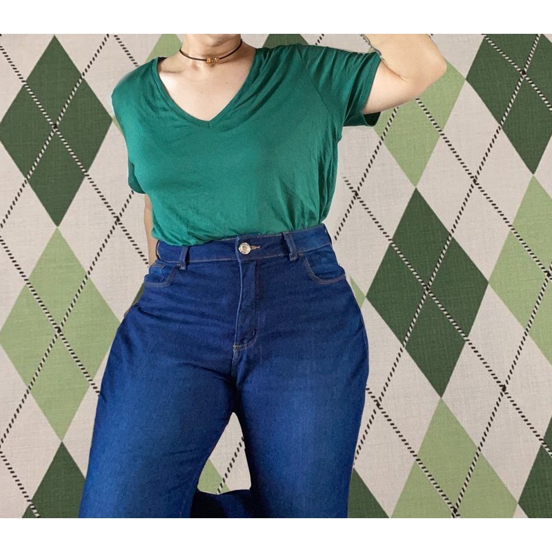 Blusa verde store com calça jeans