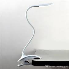 Luminária de leitura/estudo com garra de LED com fio USB 6210 TG