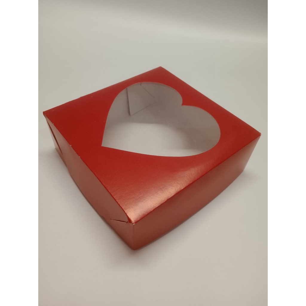 caixa coração com visor presentes e doces 15x15x5cm 30/20/10 un