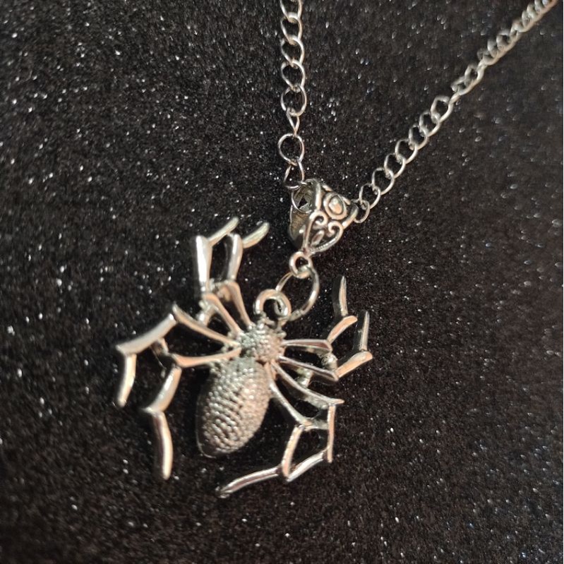 Colar Spider gotico rock punk aranha