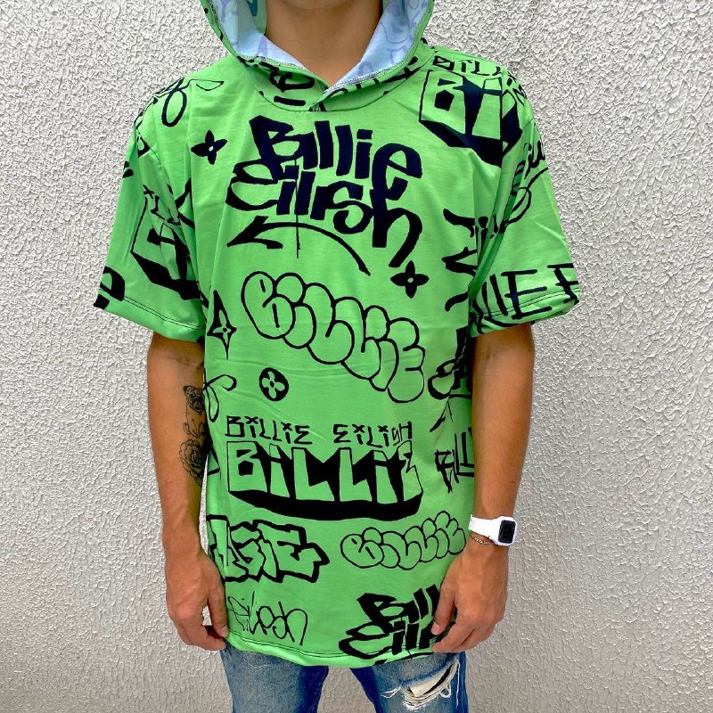 Billie eilish en cheap blusa